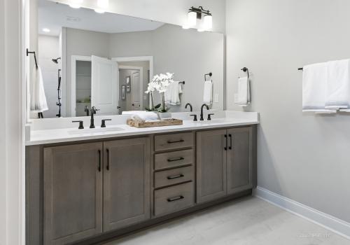 Lawyers Road - 1370 Millview Lane | Bathroom